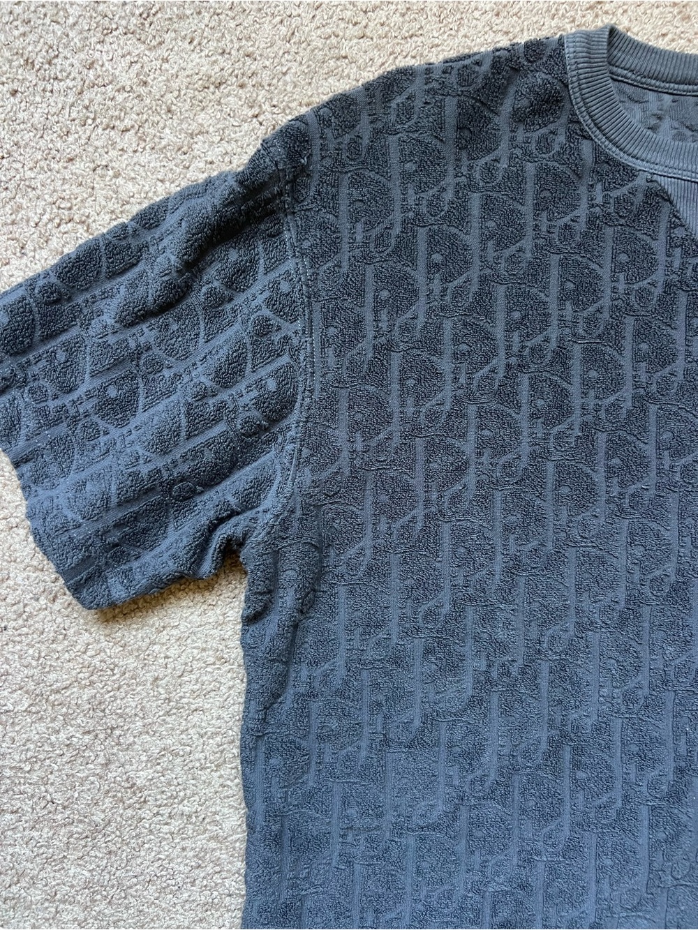 Dior Men’s Gray Monogram Crewneck Sweater - Picture 3 of 10